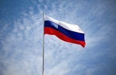 Над городищем Гнёздовского комплекса поднят флаг России